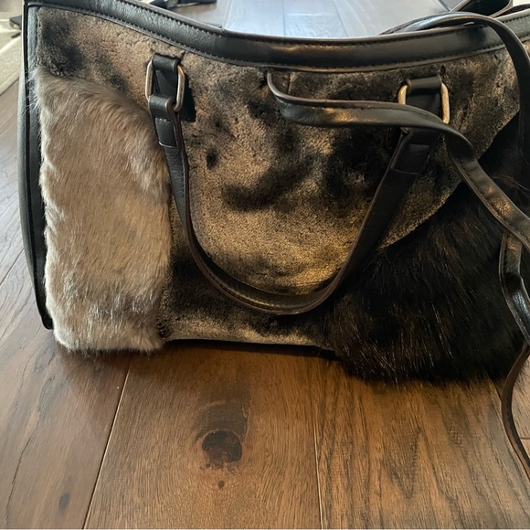 Adorable large purse by Sandra Roberts Squared. - Picture 4 of 9